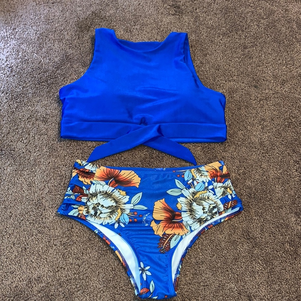 Royal blue floral 2 piece bathing suit